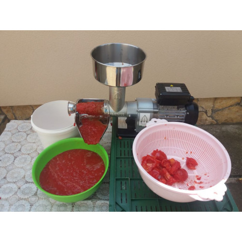 TRE SPADE SpremiTo Elektrische Tomatenpresse INOX